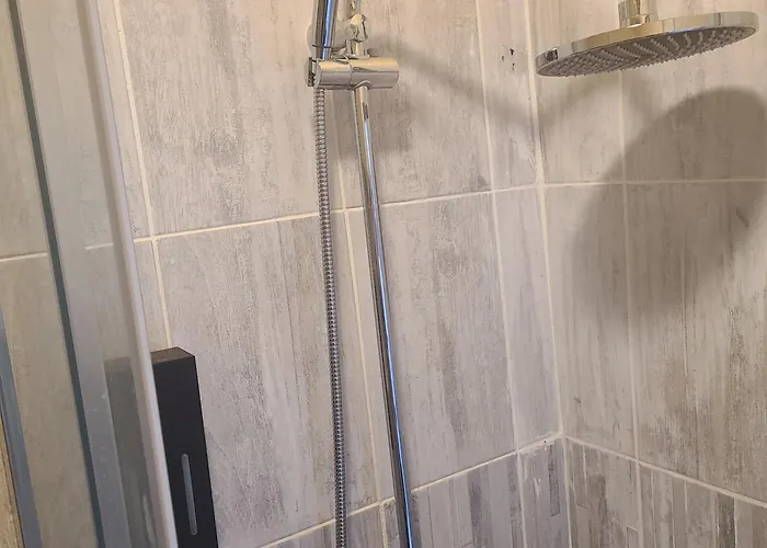 - Pres Jardin Des Explorateurs * 布雷斯特